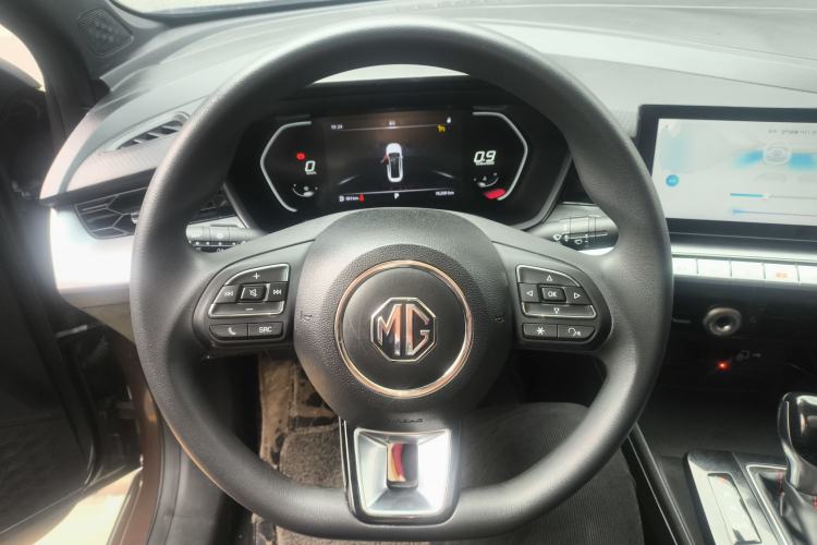 Used MG 5 2021 180 DVVT CVT Youth Luxury Edition
