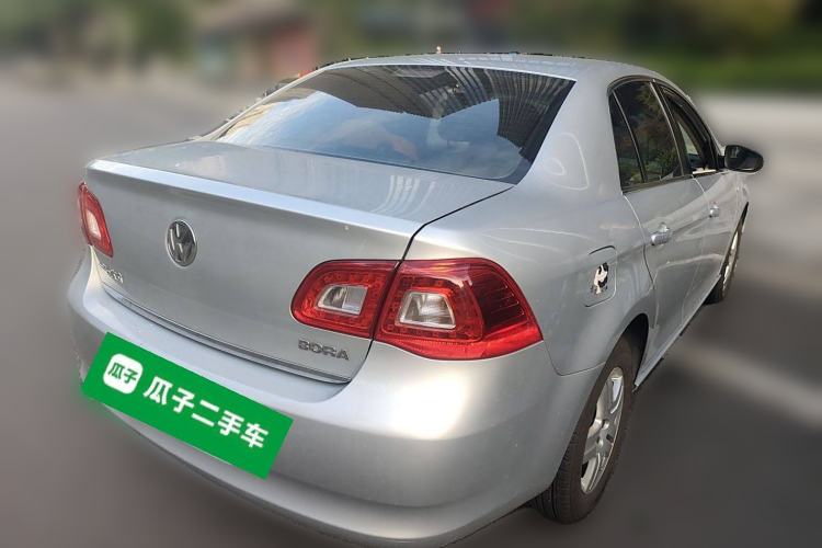 Used Volkswagen Bora 2011 1.6L Automatic Fashion Edition
