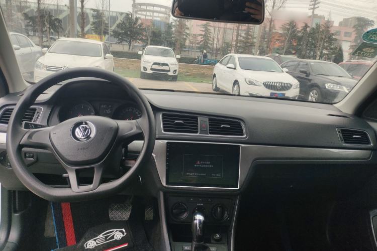 Used Volkswagen Lavida 2015 1.6L Automatic Fashion Edition