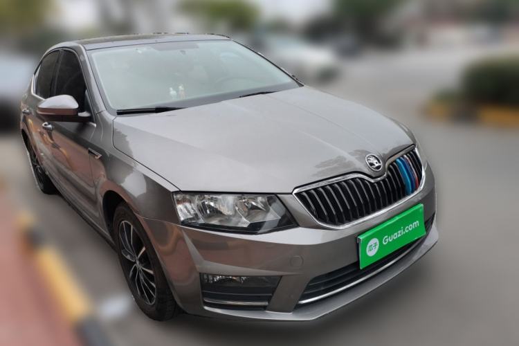 Used Skoda Octavia 2017 1.6L Automatic Smart Drive Edition
