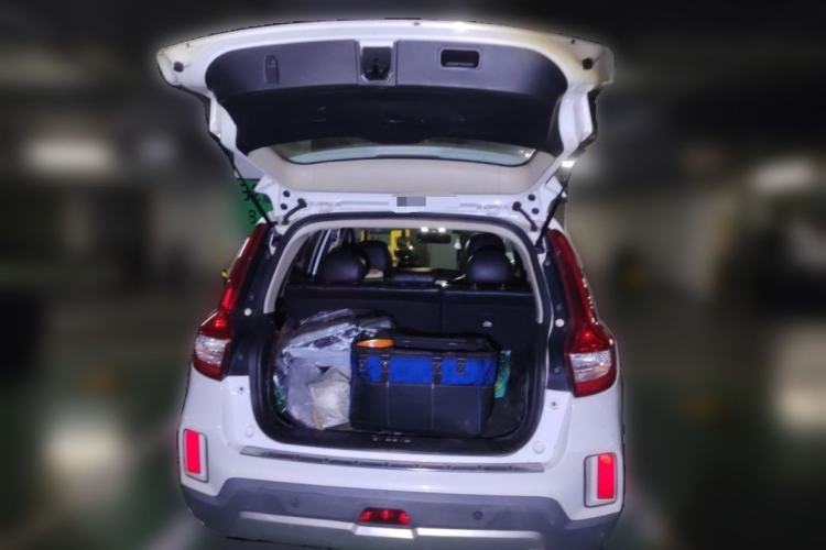 Used Geely Auto Vision X6 2016 1.3T CVT Flagship Model
