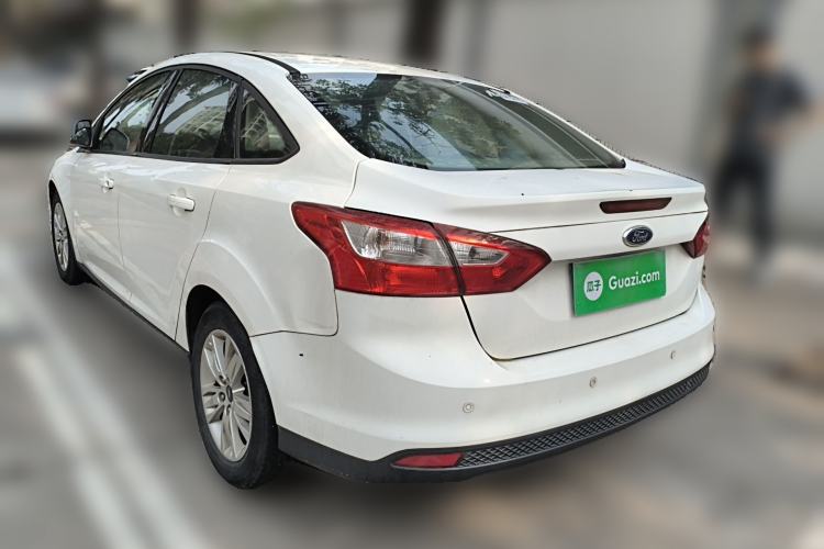 Used Ford Focus 2012 Sedan 1.6L Manual Comfort Model
