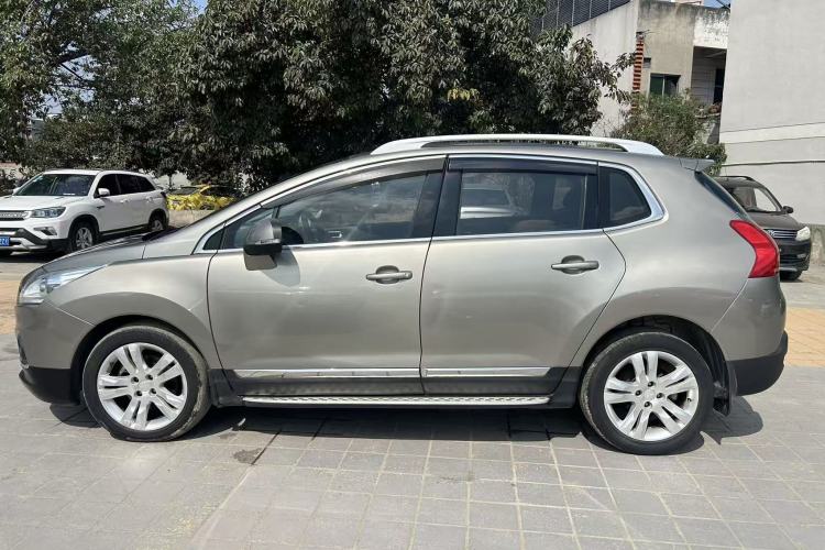 Used Peugeot 3008 2015 2.0L Automatic Trend Edition
