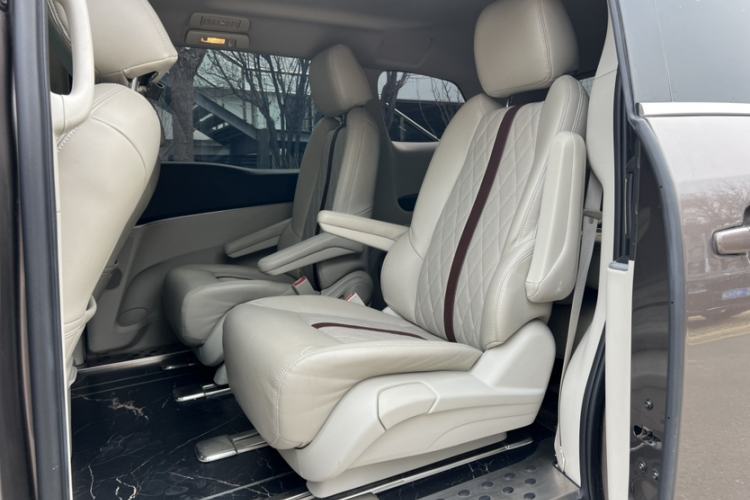 Used Buick GL8 2023 Land Executive Class Smart Enjoyment Model