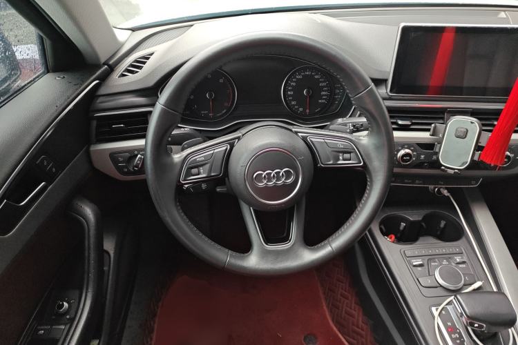 Used Audi A4L 2019 40 TFSI Ambition China VI