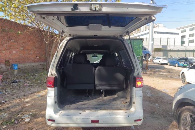 Used FORTHING Lingzhi M5 2022 Comfort Model 7 Seats
