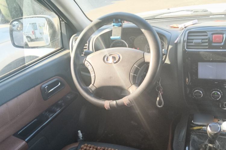 Used Great Wall Wingle 5 2013 2.0T European Version Two-Wheel Drive Elite Edition 6MT Big Double Cab GW4D20B Steering Wheel