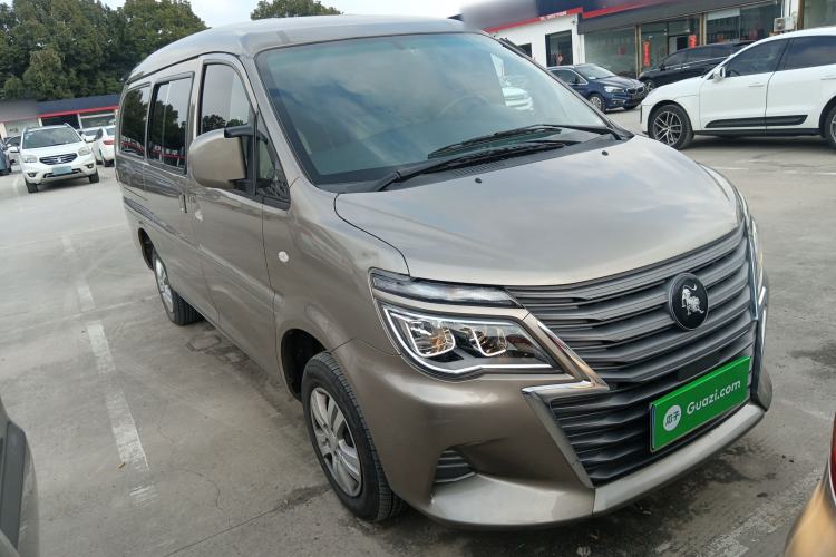 Used FORTHING Lingzhi 2023 M5L 1.6L Base Model 5 Seats Exterior 1