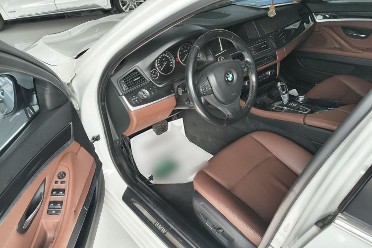 Used BMW 5 Series 2017 520Li Elegant Edition
