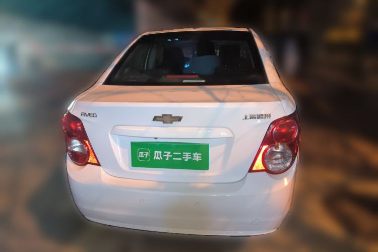 Used Chevrolet Aveo Sonic 2013 Sedan 1.4L Automatic with Sunroof