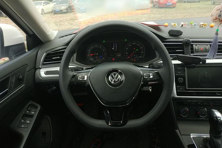 Used Volkswagen Lamando 2019 230TSI DSG Vision Edition China VI Standard Steering Wheel