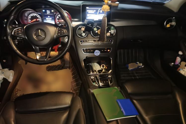 Used Mercedes-Benz C-Class 2017 C 200 L Sport Edition Center Console