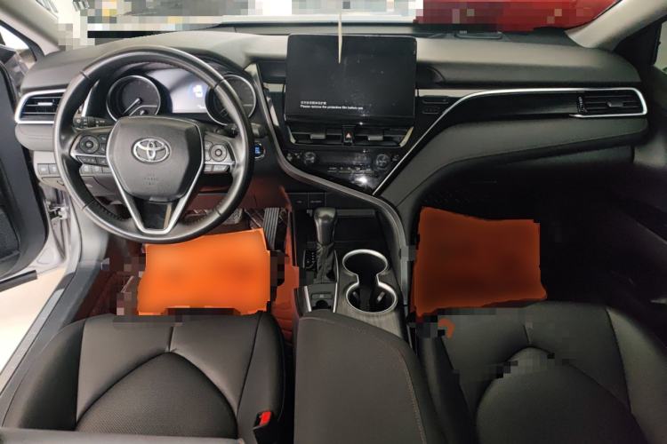 Used Toyota Camry 2023 2.0G Luxury Edition
