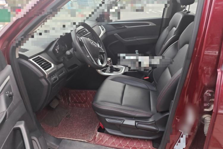 Used SAIC MAXUS T60 2017 2.0T Gasoline Automatic Two-Wheel Drive High-Ride Elite Standard Cabin