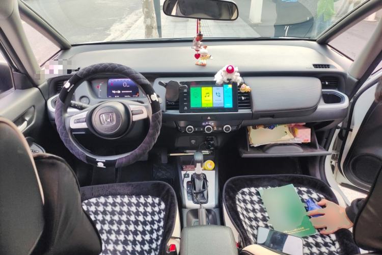 Used Honda Fit 2021 1.5L CVT Trend Edition Center Console