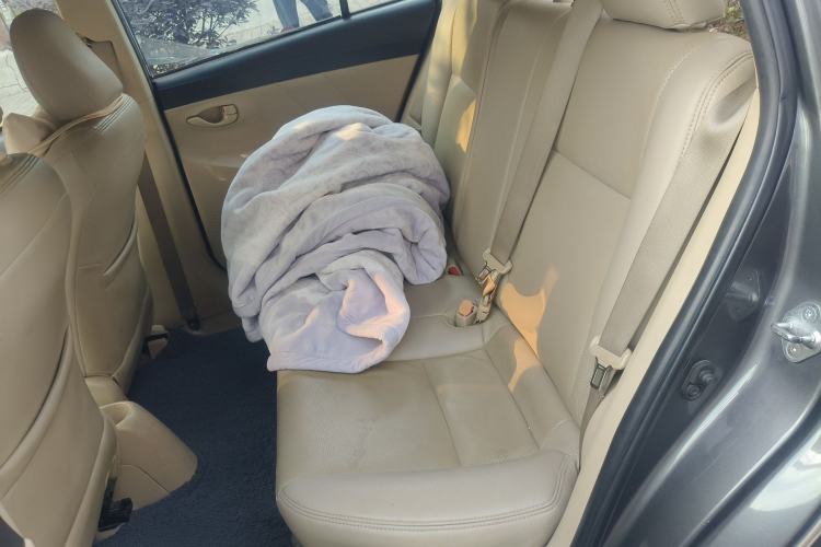 Used Toyota YARiS L Zhi Xuan 2014 1.5G Automatic Xuan Dong Edition Left Rear Seat