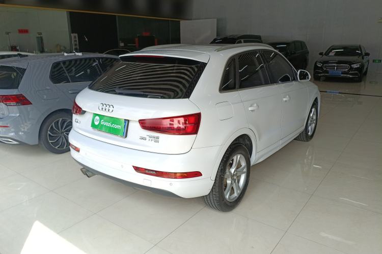 Used Audi Q3 2017 35 TFSI Fashion Model
