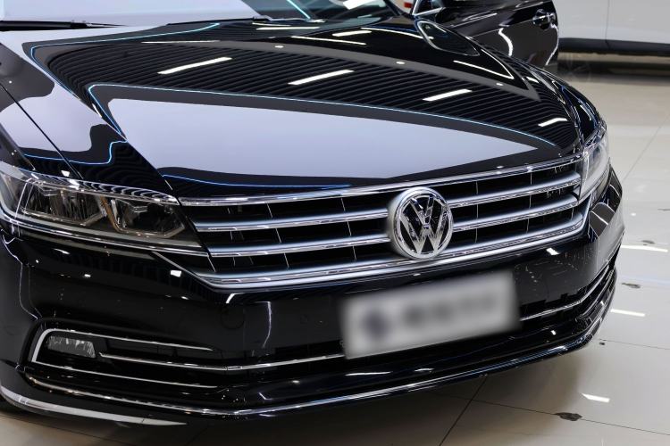Used Volkswagen Phideon 2019 380TSI Two-Wheel Drive Business Edition China VI Standard