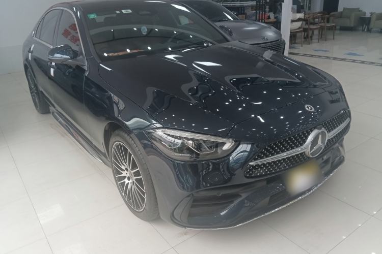 Used Mercedes-Benz C-Class 2022 C 260 L Sport Edition Front Right 45 Deg