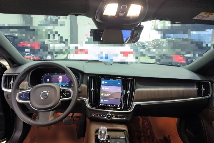 Used Volvo S90 2023 B5 Luxury Smart Edition
