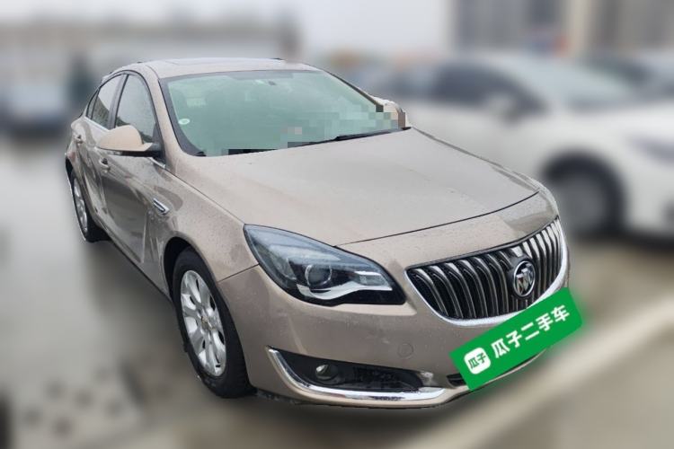 Used Buick Regal 2014 2.0L Leading Fashion Edition Front Right 45 Deg