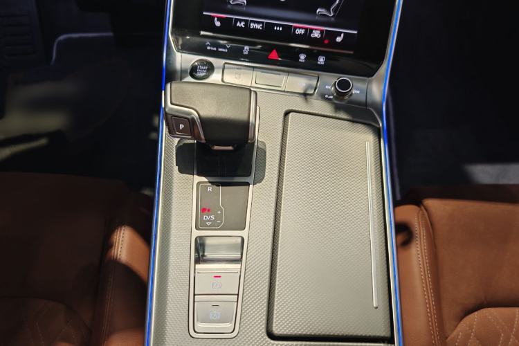 Used Audi A7L 2024 45 TFSI quattro Luxury Edition
