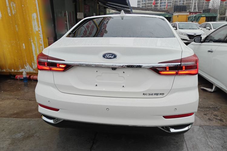 Used Ford Escort 2021 1.5L Automatic Diamond Edition