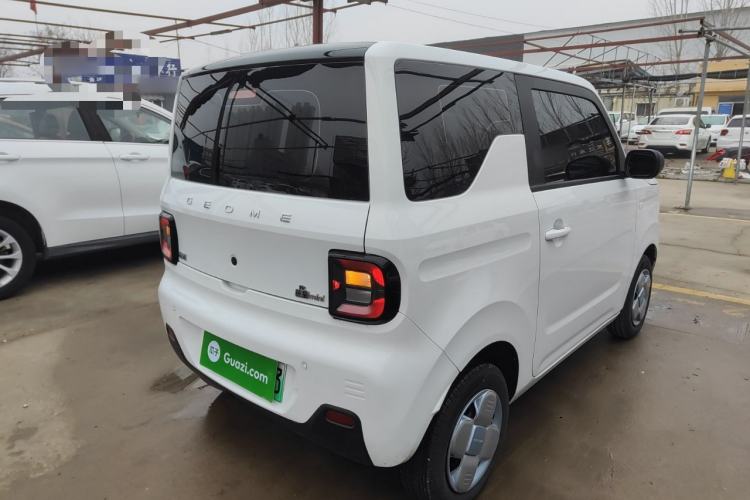 Used Geely Galaxy Panda 2024 Panda Mini 200km Endurance Bear
