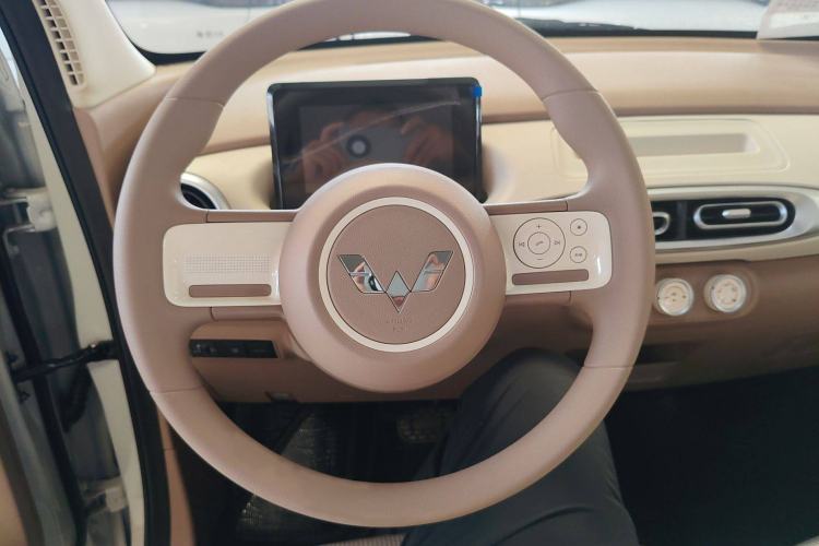 Used Wuling Hongguang MINIEV 2025 Four-Door Version Advanced Edition