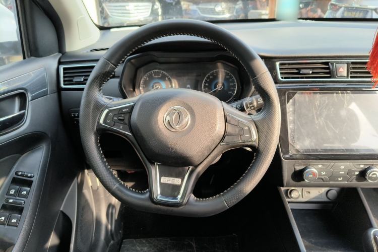 Used Dongfeng Fengon 580 2018 1.8L Manual Comfort Model Steering Wheel