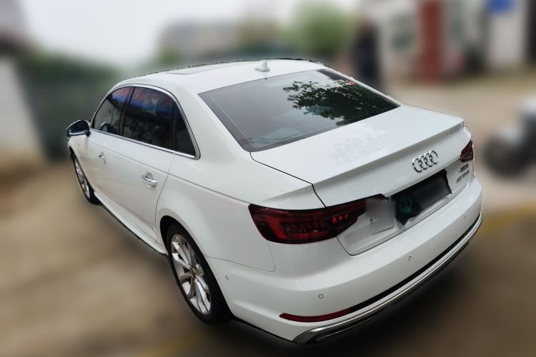 Used Audi A4L 2019 40 TFSI Fashion Edition China VI Emission Standard
