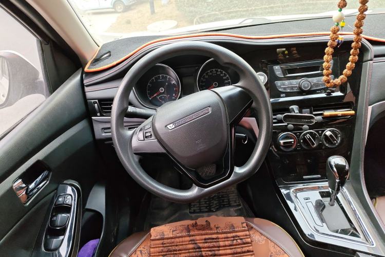 Used Venucia T70 2018 2.0L CVT Smart Edition