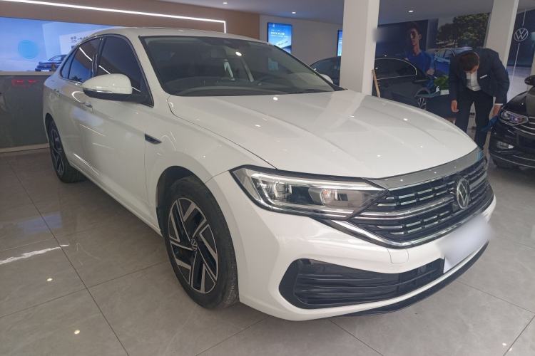 Used Volkswagen Sagitar 2023 300TSI DSG Excellence Edition Front Right 45 Deg