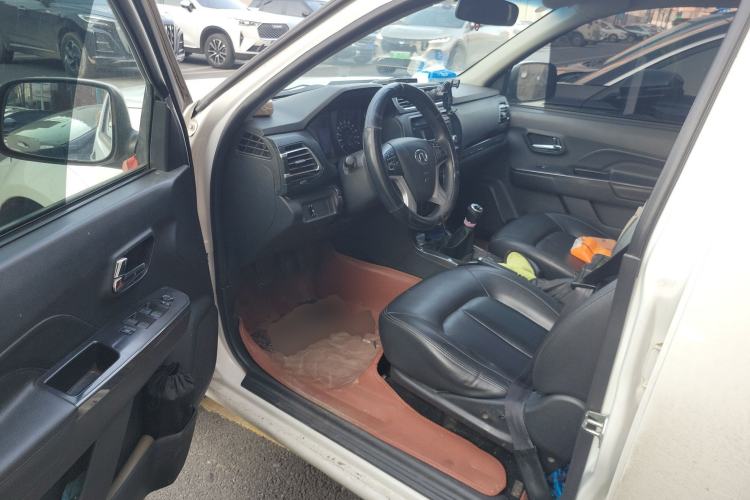 Used Great Wall Wingle 5 2017 2.0T European Version Diesel Two-Wheel Drive Advanced Large Double-Cab GW4D20E
