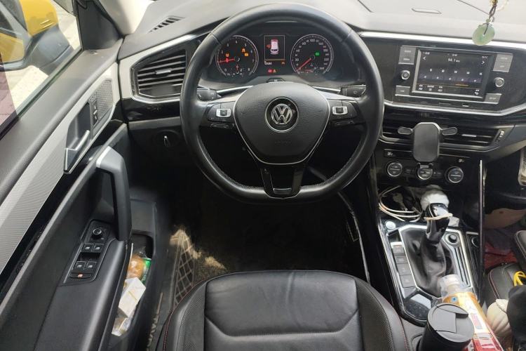 Used Volkswagen Tayron 2019 330TSI Two-Wheel-Drive Luxury Version China V Emission Standard