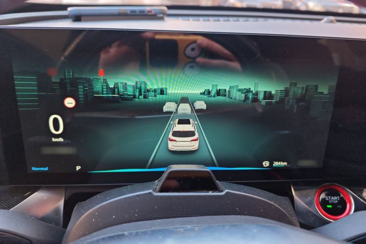 Used Roewe RX5 MAX 2022 2.0T Automatic Zhiwei Zunrong Edition
