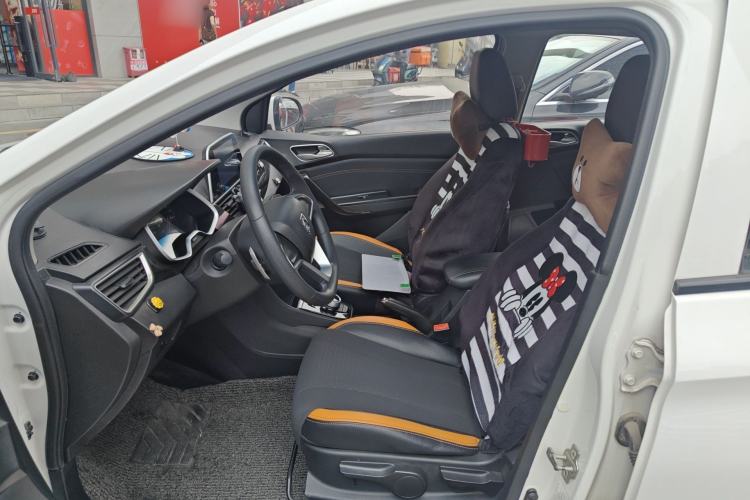 Used Baojun 310 2017 1.5L Automatic Fashion Model