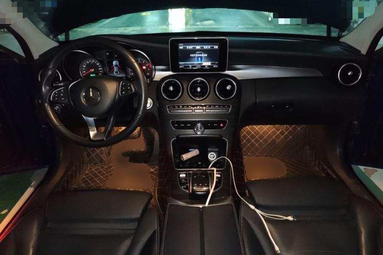 Used Mercedes-Benz C-Class 2018 C 180 L Fashion Edition Sport Version
