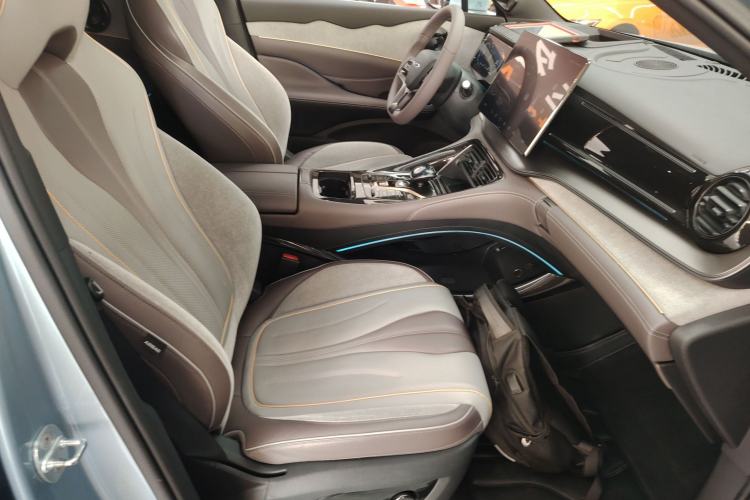 Used BYD Frigate 07 2023 DM-i 100KM Flagship Model Right Front Seat