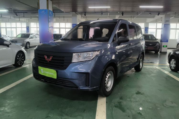 Used Wuling Hongguang PLUS 2020 1.5L Manual Standard Edition 5 Seats