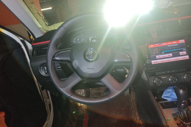 Used Skoda Octavia 2015 1.6L Automatic Yijie Edition
