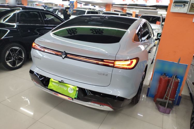 Used Baojun Enjoy 2025 Plug-in Hybrid 140km Luxury Edition