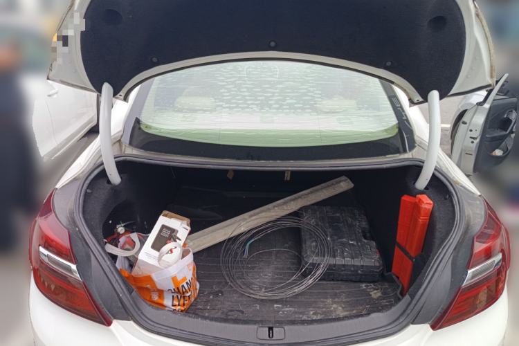 Used Buick Regal 2015 2.0L Elite Fashion Edition Trunk