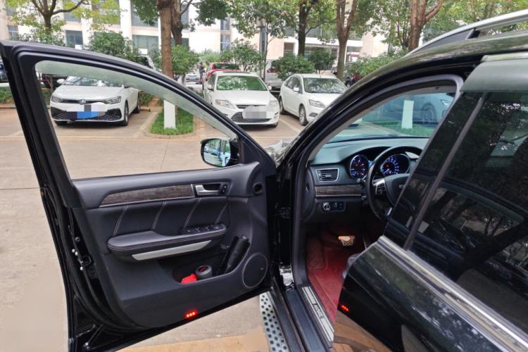 Used Haval H8 2015 2.0T Four-Wheel Drive Elite Model