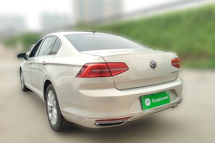 Used Volkswagen Magotan 2019 330TSI DSG Luxury Version China VI Standard