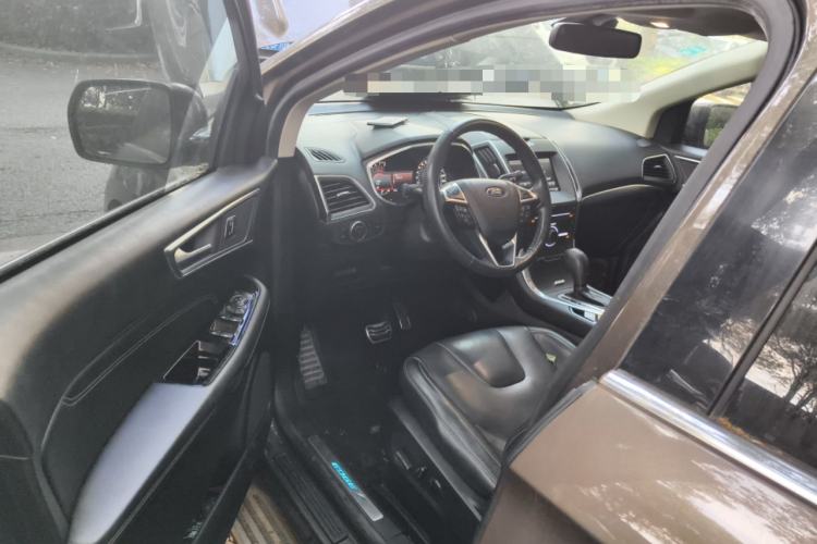 Used Ford Edge 2015 2.0T GTDi Four-Wheel Drive Prestige Model
