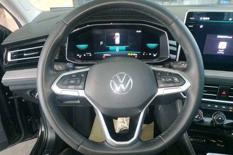Used Volkswagen Sagitar 2023 300TSI DSG Excellence Edition Steering Wheel