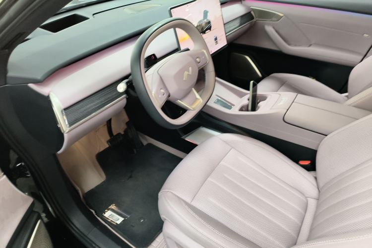 Used ONVO L60 2025 Model—60 kWh Rear-Wheel-Drive Version
