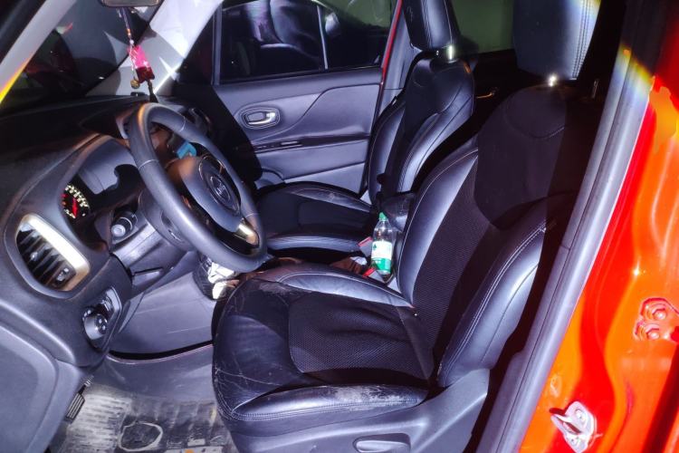 Used Jeep Renegade 2017 180T Automatic High-Energy Version
