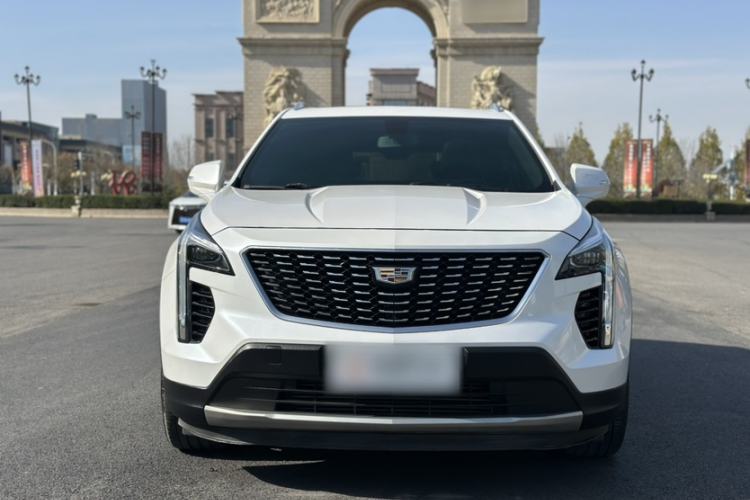 Used Cadillac XT4 2018 28T Two-Wheel-Drive Luxury Model
